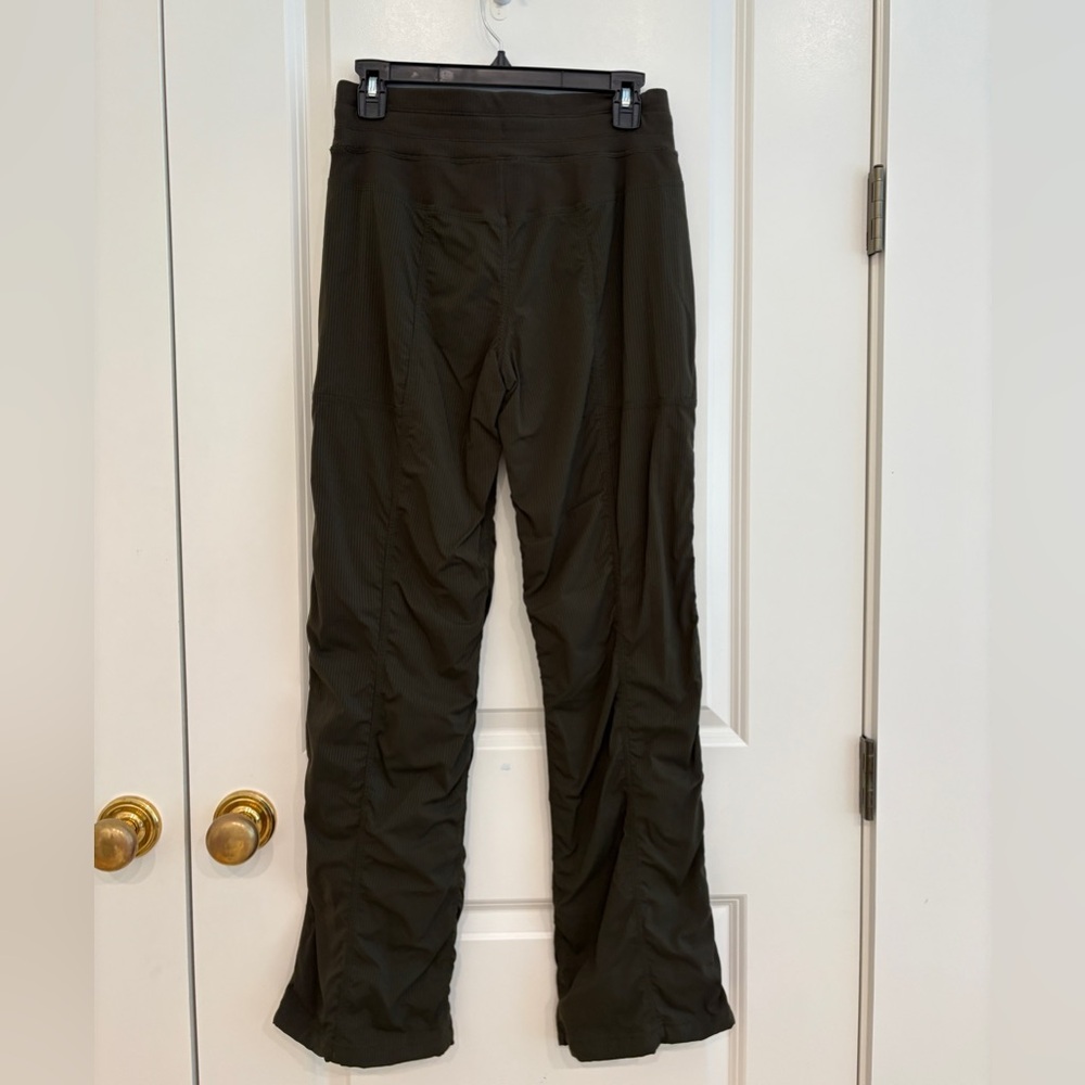 Lululemon Dance Studio lined pants - Picture 2 of 2